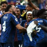 Jogadores de Cabo Verde comemorando empate na Copa do Mundo.